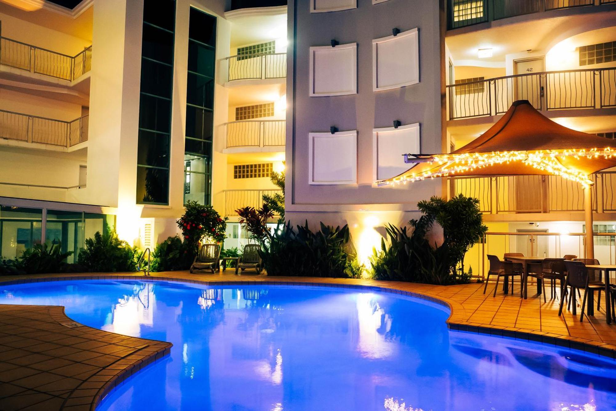 Grand Palais Boolarong Beachside Apartments Alexandra Headland Exterior photo