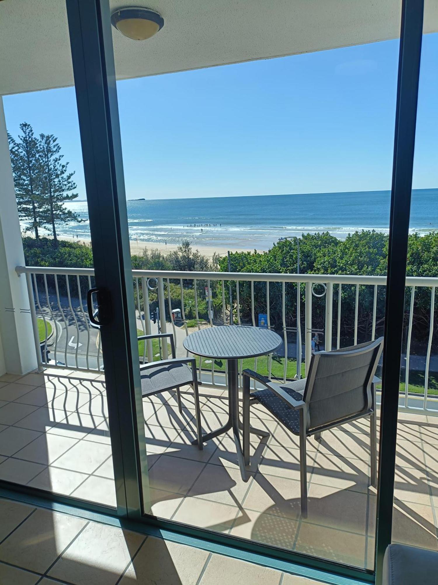 Grand Palais Boolarong Beachside Apartments Alexandra Headland Exterior photo